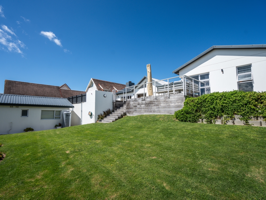 4 Bedroom Property for Sale in West Beach Eastern Cape